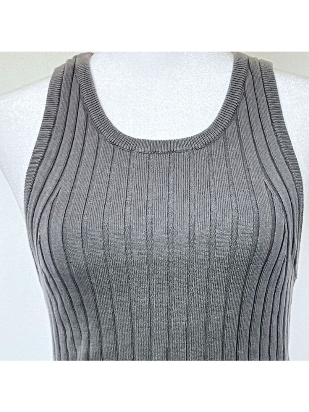 Boho Women Sz L Chunky Ribbed Racerback Tank Top Olive Green Coastal Minimalist - Picture 3 of 11